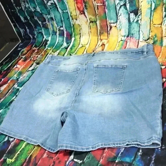 Royalty for me plus size jean‎ shorts size 20W light blue - Picture 2 of 8